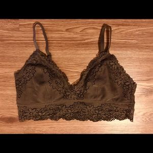 Women’s bralette M
